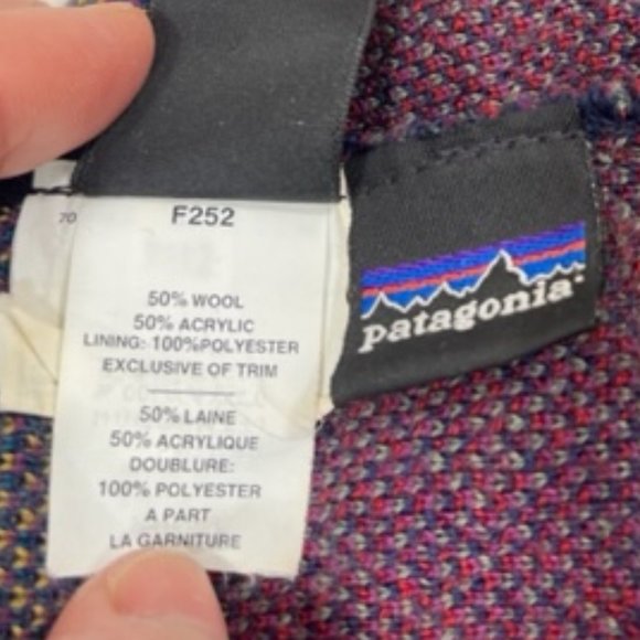 VTG Patagonia Wool Winter Ski Hat Beanie w/ Pom Pom Tassel Pom Portugal Large - Picture 9 of 9